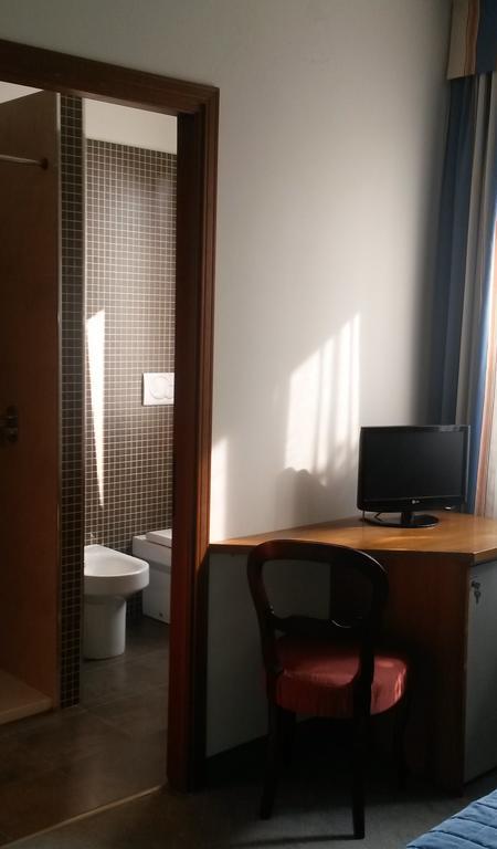 Cravero Rooms Caltignaga ห้อง รูปภาพ