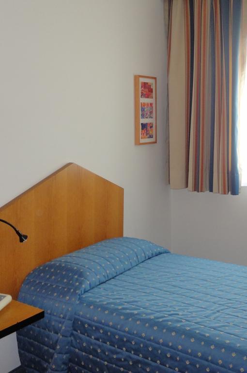 Cravero Rooms Caltignaga ห้อง รูปภาพ
