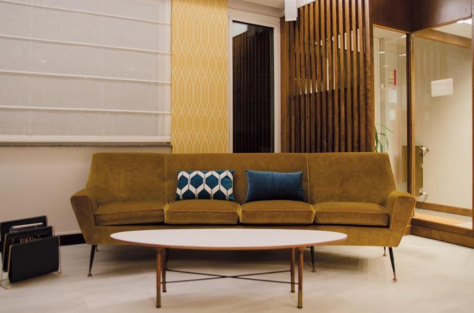 Cravero Rooms Caltignaga ภายนอก รูปภาพ